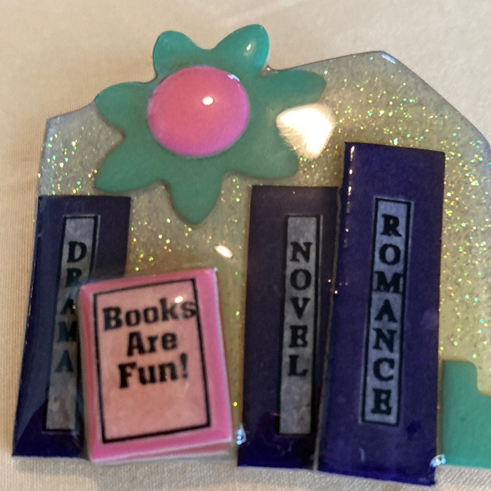 Lucinda Book pin brooch